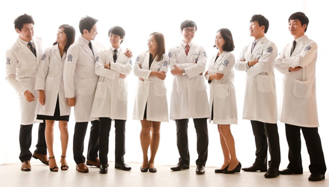 자생한방병원 본원 수련의 3년차 단체컷